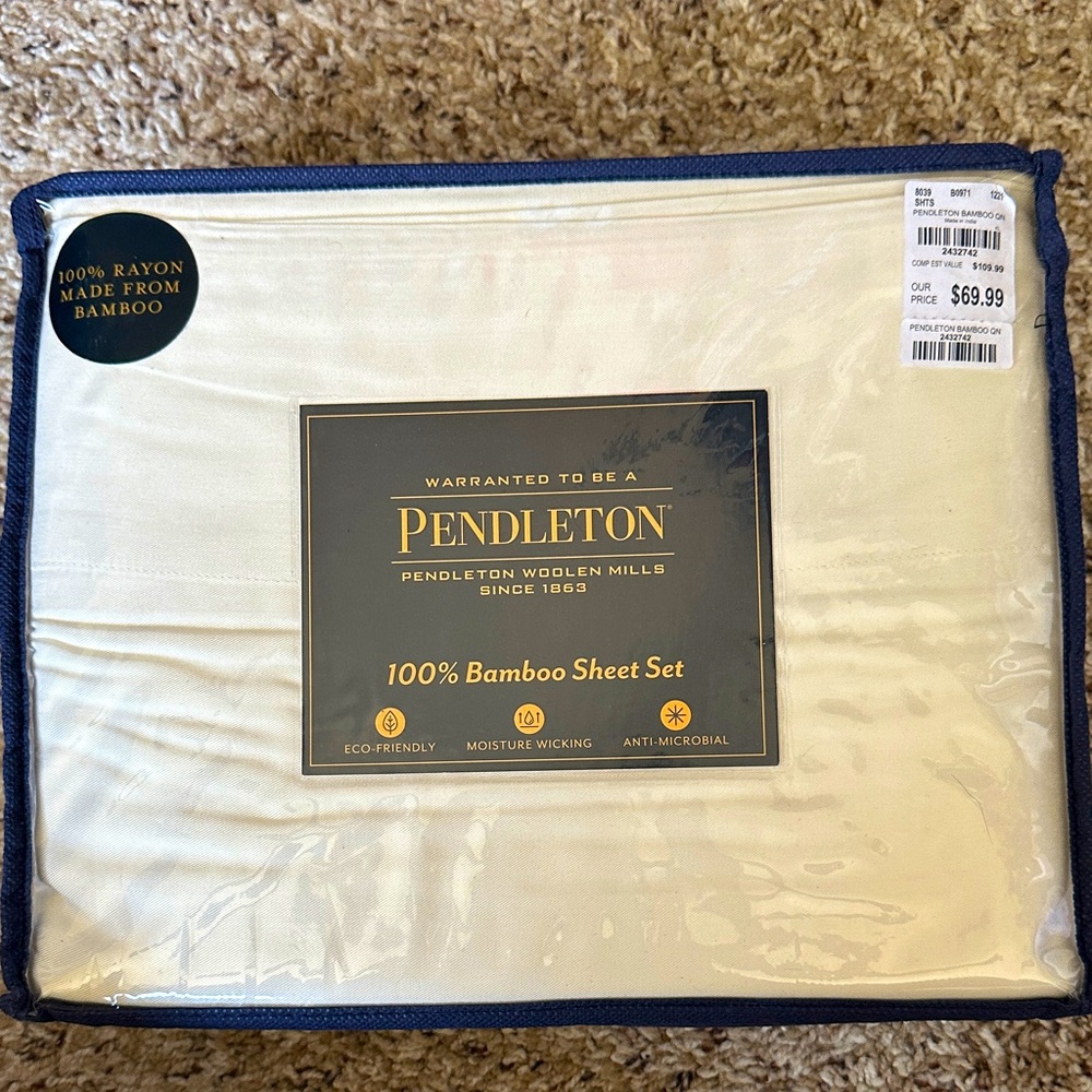 Pendleton Bamboo Sheet Set in Queen Size in Antique White-NWT
